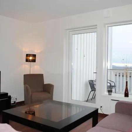 Apartmán With Fantastic Seaview In Henningsvaer.