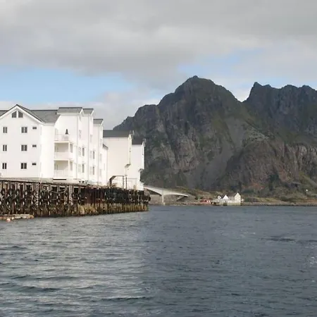 With Fantastic Seaview In Henningsvaer. Lägenhet Henningsvær