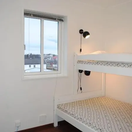 With Fantastic Seaview In Henningsvaer. Apartament *