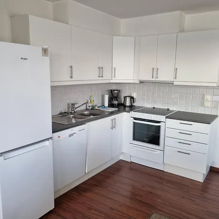 Apartmán With Fantastic Seaview In Henningsvaer. *