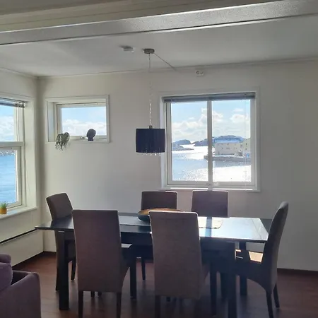 With Fantastic Seaview In Henningsvaer.