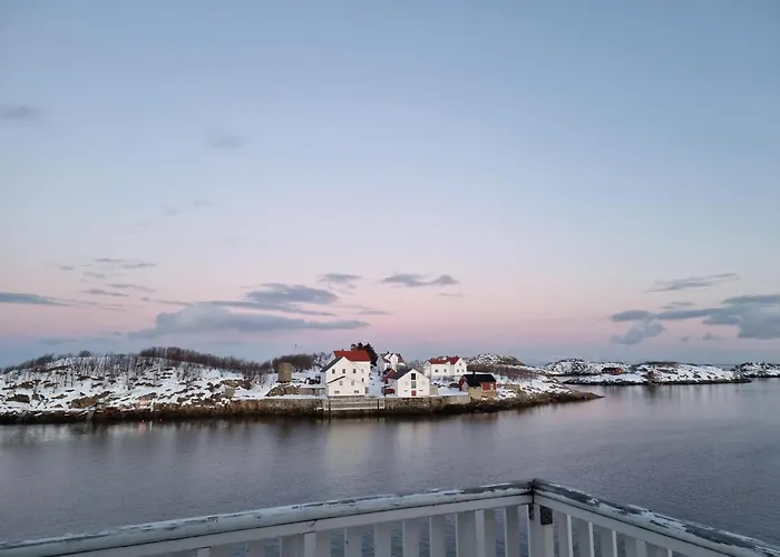 Appartement With Fantastic Seaview In Henningsvaer. Henningsvær